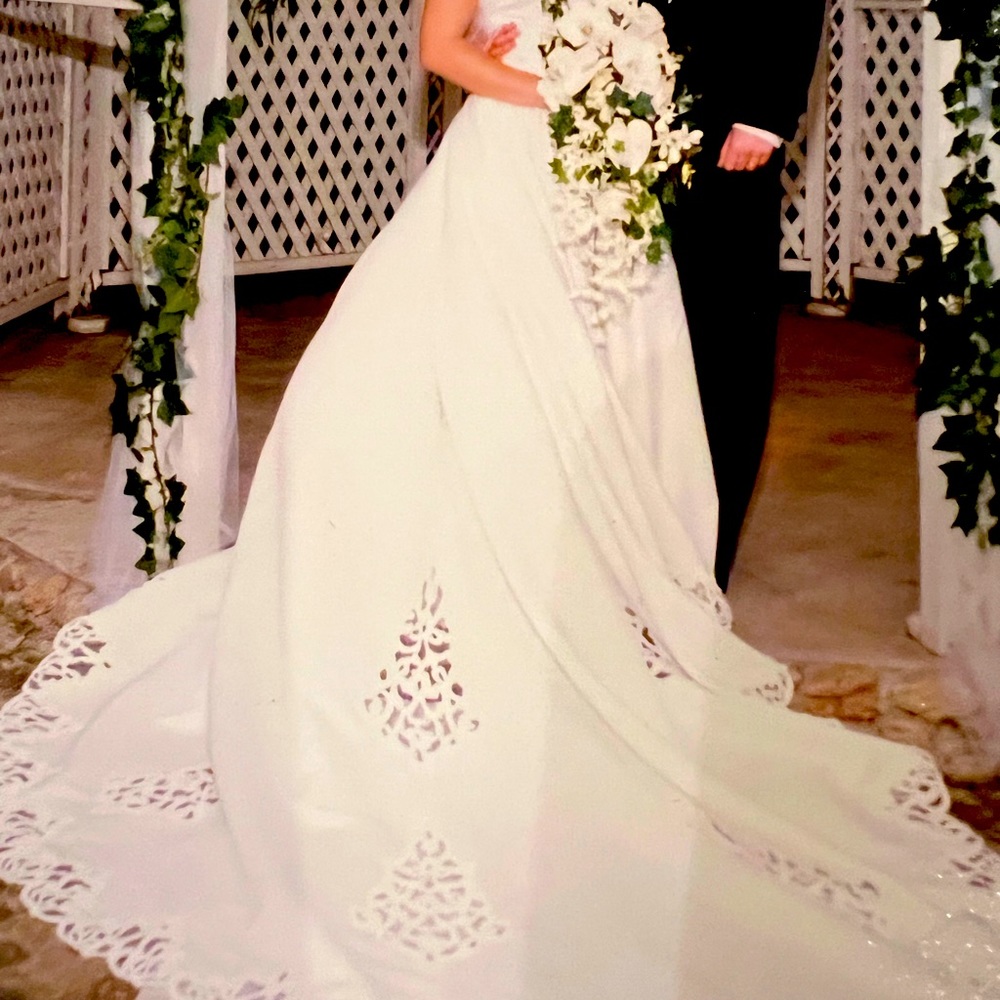 Wedding dress